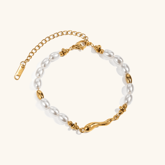 Gold Freshwater Pearl Bracelet – Waterproof Vintage-Inspired 18k Gold plated Jewelry