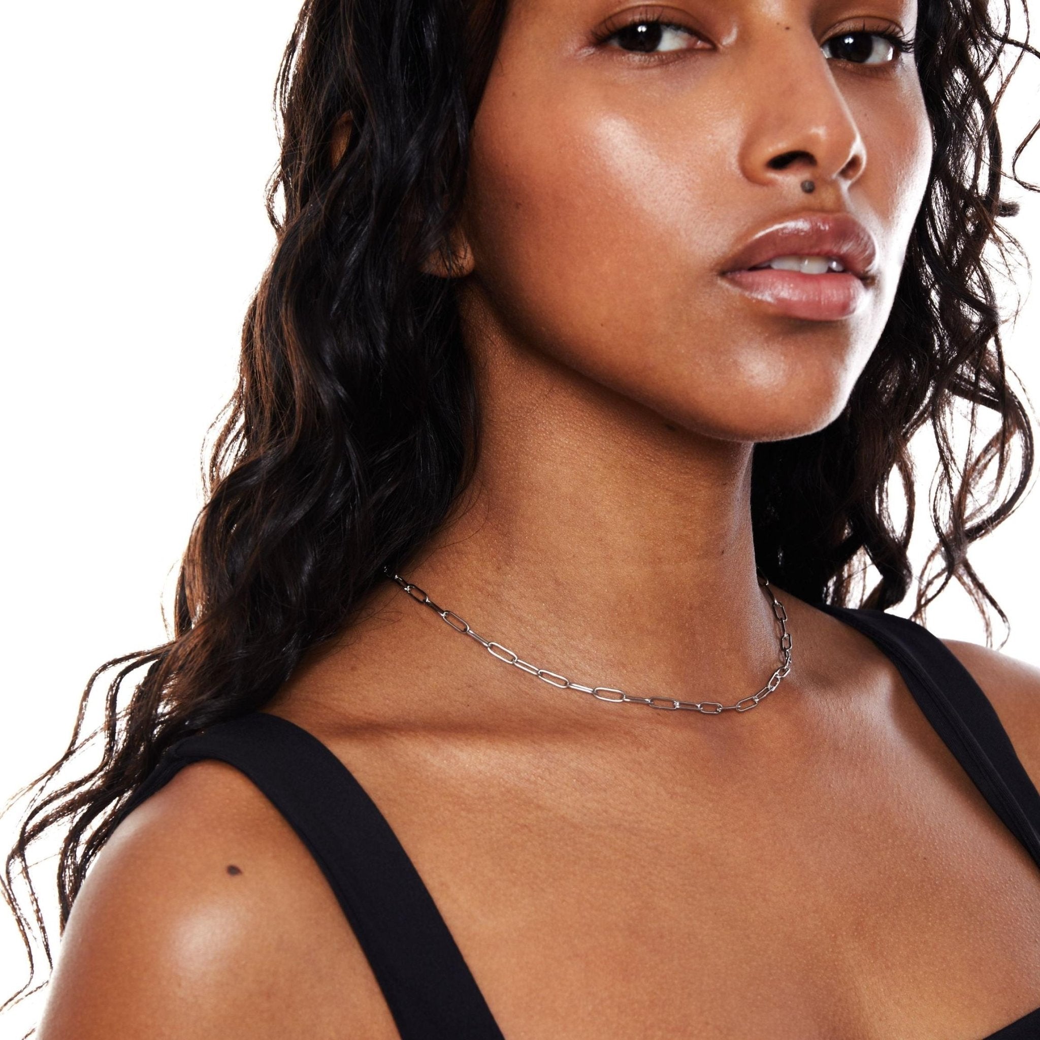 Minimalist Paperclip Choker – Waterproof 18k Gold Plated