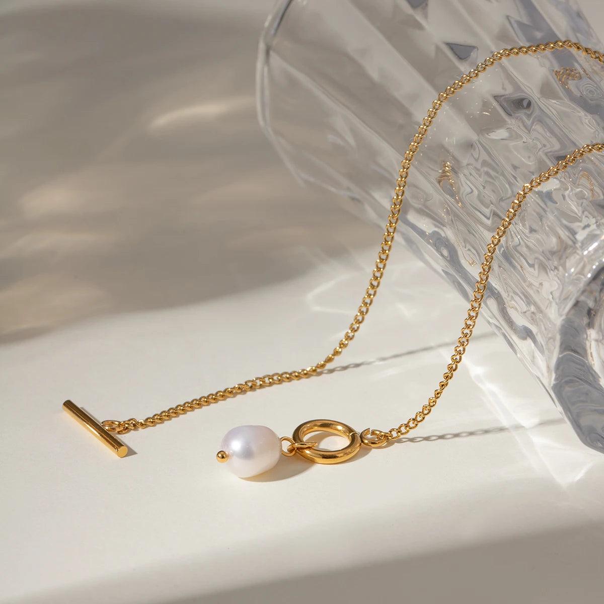 Pearl Toggle Necklace – Waterproof Gold Chain with Freshwater Pearl