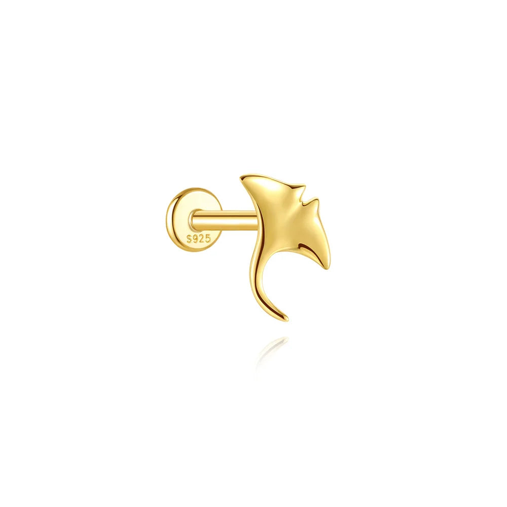 Gold manta ray stud earring in 925 sterling silver with gold plated finish